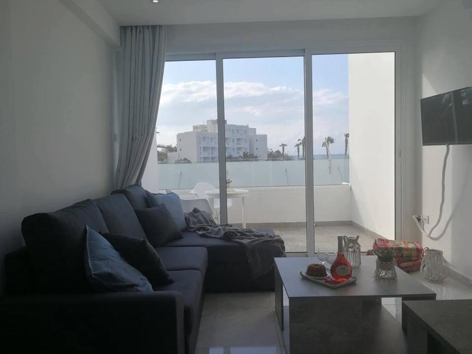 Georgianno Sea Apartments Протарас Екстер'єр фото